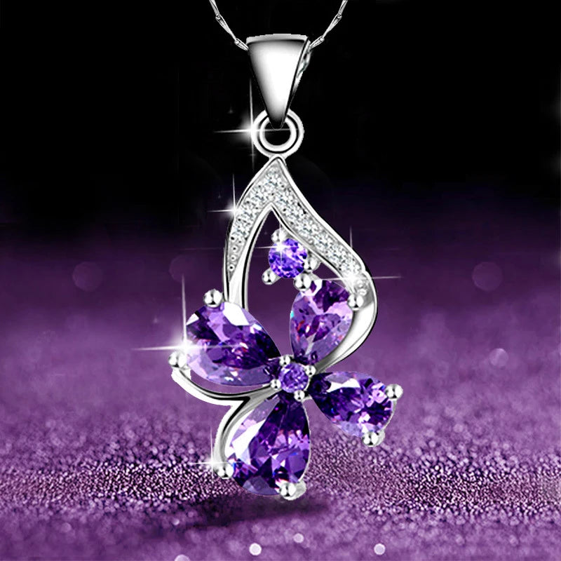 💎 Titre :

Collier pendentif cristal violet – élégance et éclat raffiné pour femme