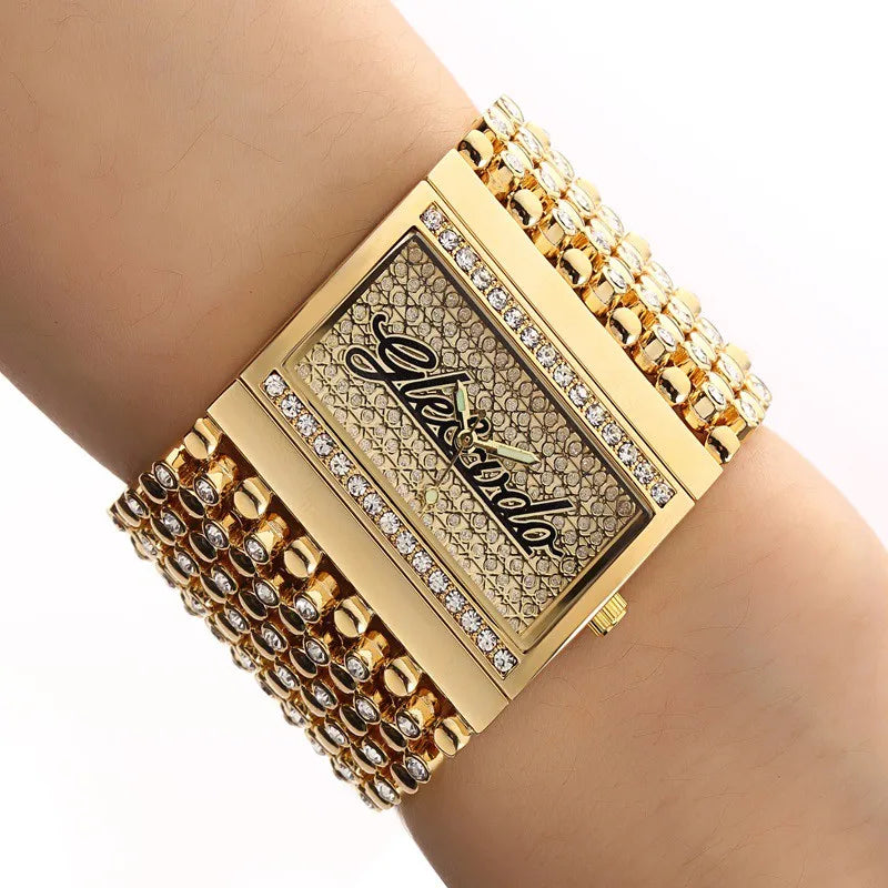 ⌚ Titre :

Montre dorée femme G&D – élégance intemporelle et design raffiné