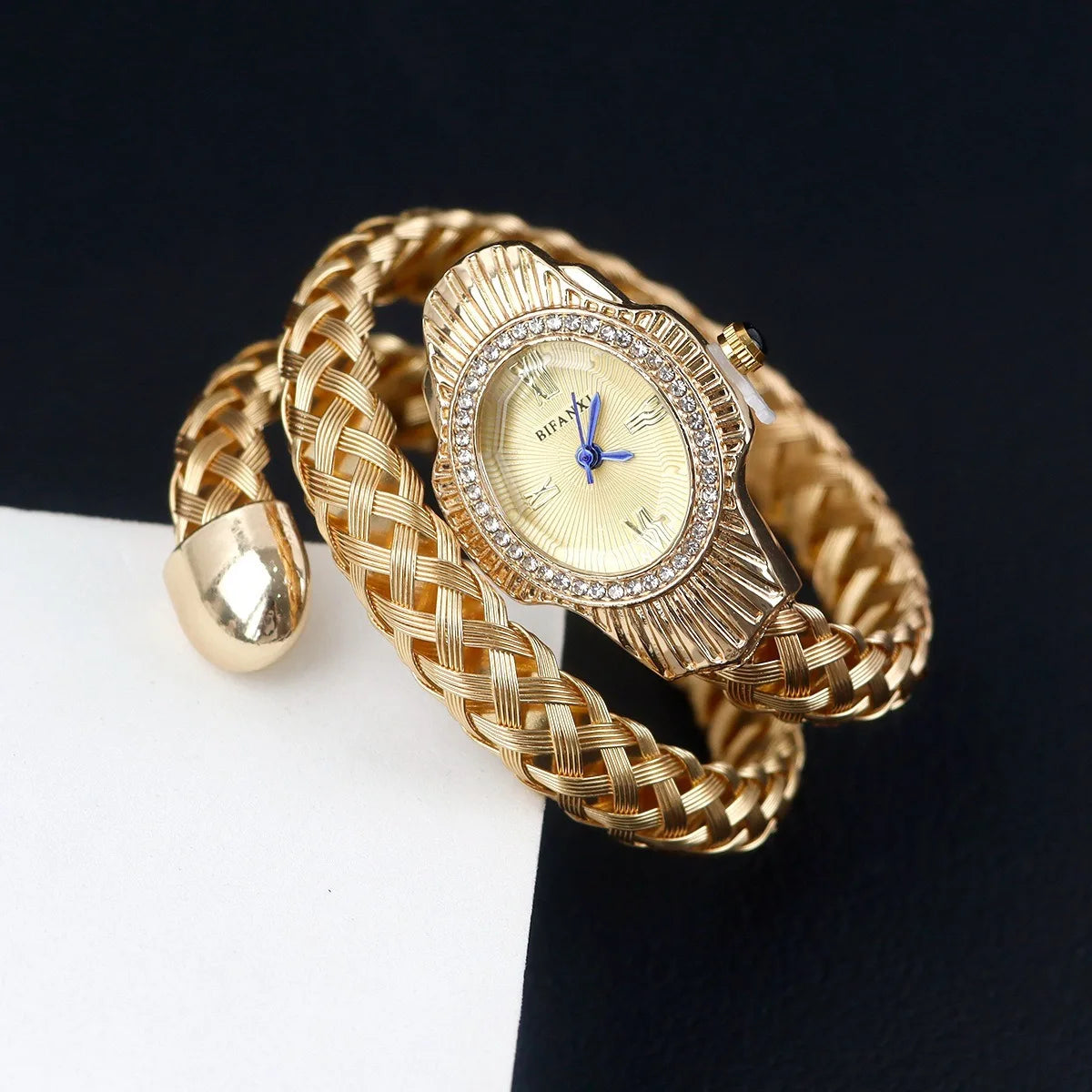 Montre Femme Serpent Élégante – Design Unique avec Pierre Bleue | Style Rétro & Luxe Intemporel