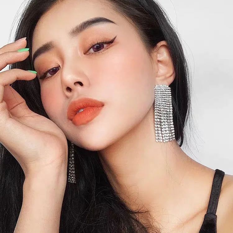 Boucles d’Oreilles Cristal Élégantes – Longues & Scintillantes | Spécial Soirée, Mariage & Événements – Le Monde de Cindy