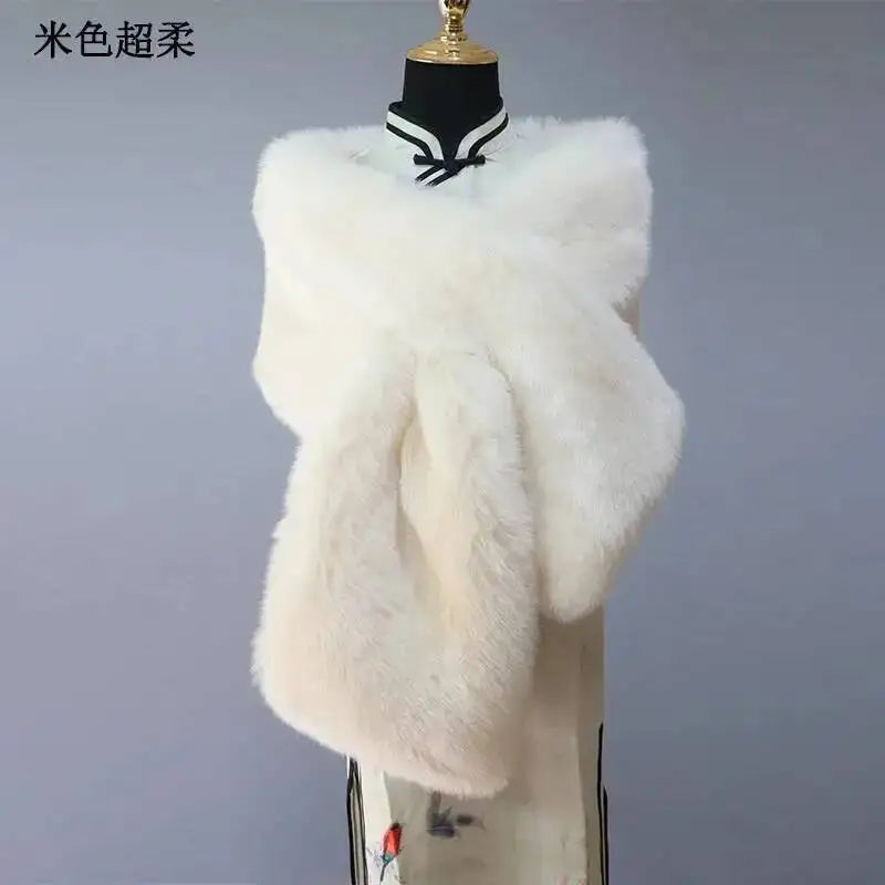 Châle Luxe Femme en Fausse Fourrure – Écharpe Douce et Élégante | Idéal Mariage, Soirée ou Hiver Chic