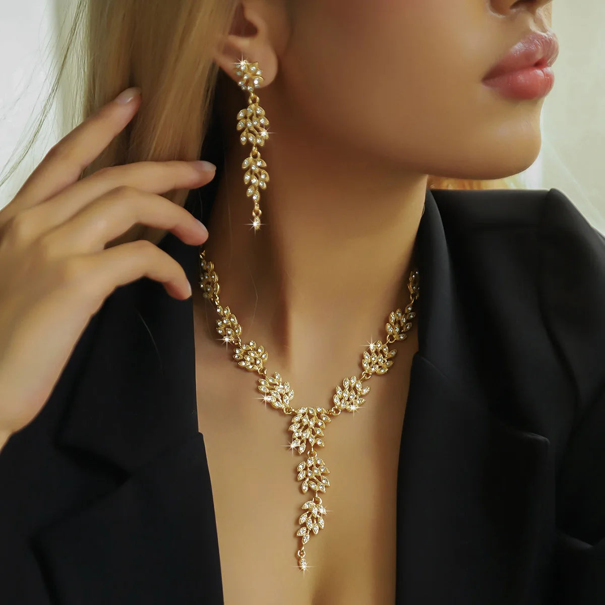 Ensemble de Bijoux 3 Pièces pour Femme – Collier et Boucles d’Oreilles Ajustables, Élégance Quotidienne & Soirée