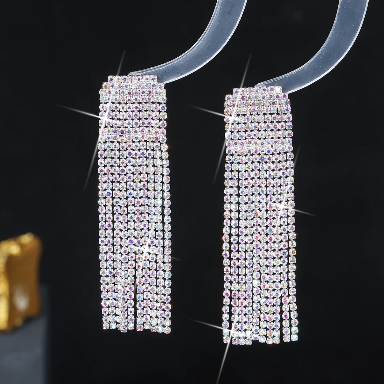 Boucles d’Oreilles Cristal Élégantes – Longues & Scintillantes | Spécial Soirée, Mariage & Événements – Le Monde de Cindy