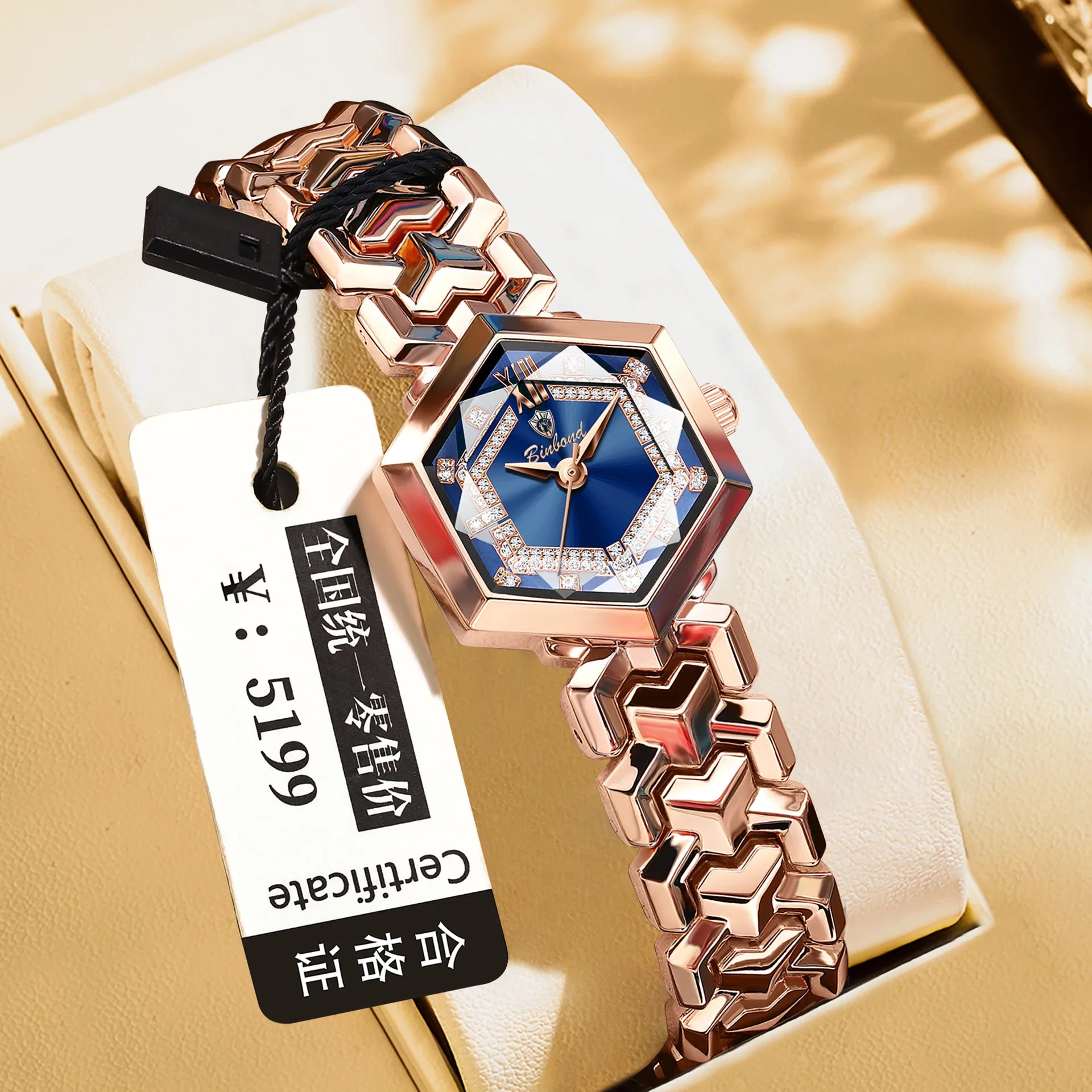 Montre Femme UTHAI CQ0435 – Design Hexagonal Élégant, Verre Stéréoscopique, Étanche & Luxueuse