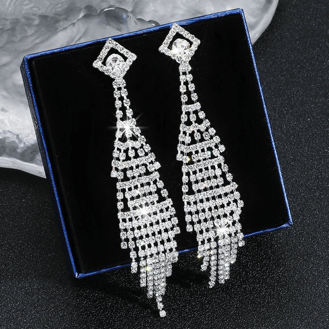 Boucles d’Oreilles Cristal Élégantes – Longues & Scintillantes | Spécial Soirée, Mariage & Événements – Le Monde de Cindy