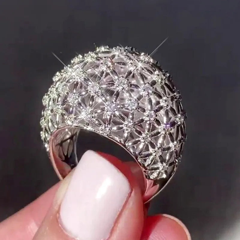 Bague de Fête en Argent 925 avec Zircons Étincelants – Design Luxueux et Raffiné | Bijou Élégant pour Femme
