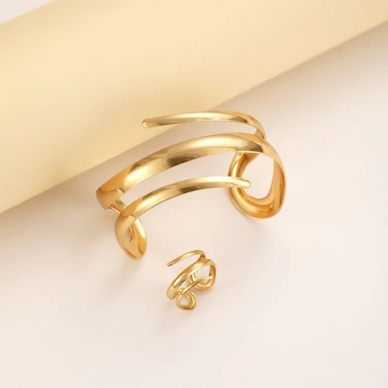 💎 Titre :

Bracelet ouvert doré géométrique – bijou chic et minimaliste pour femme