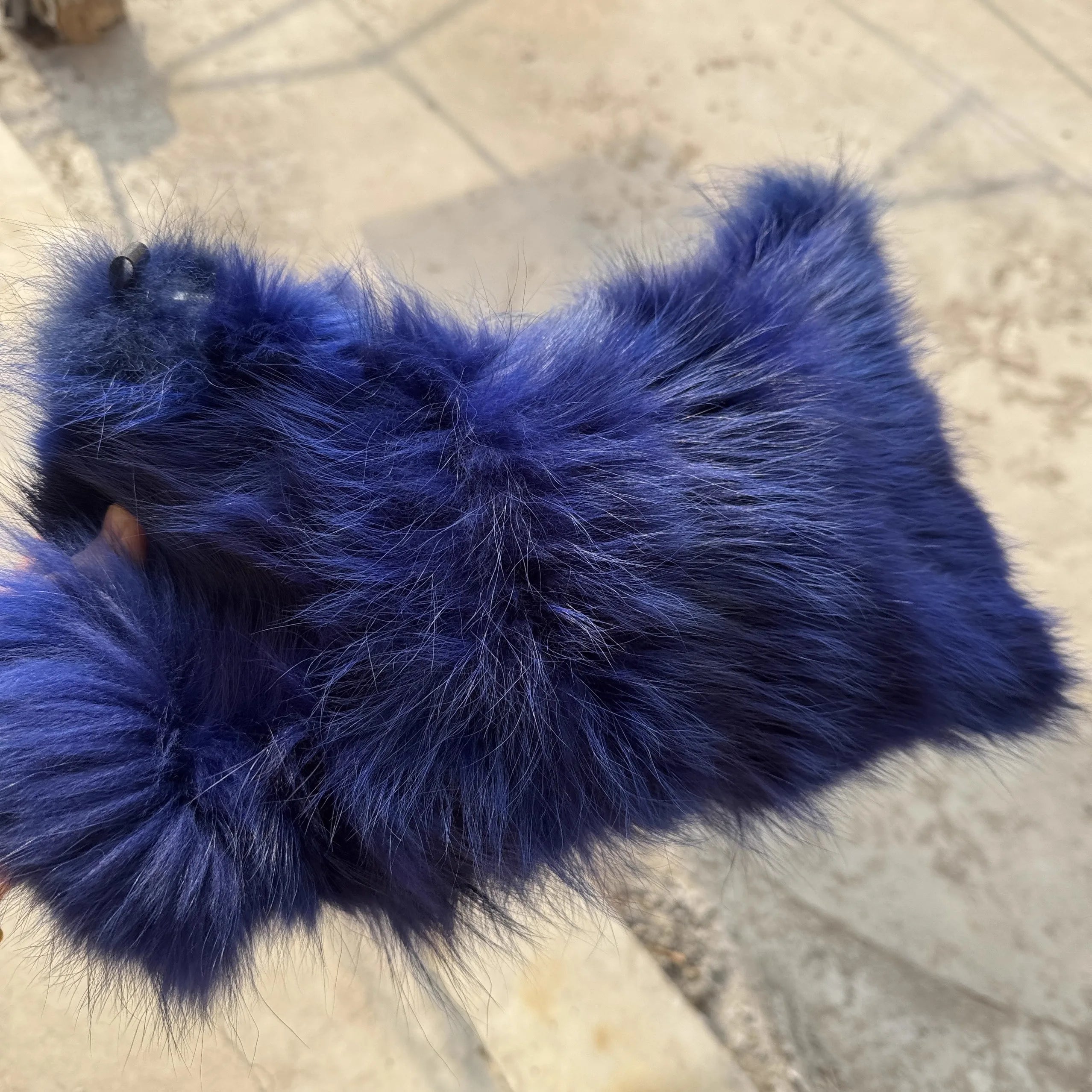Sac à Main d’Hiver en Fausse Fourrure – Élégance & Douceur | Sac Bandoulière Femme Chic et Tendance