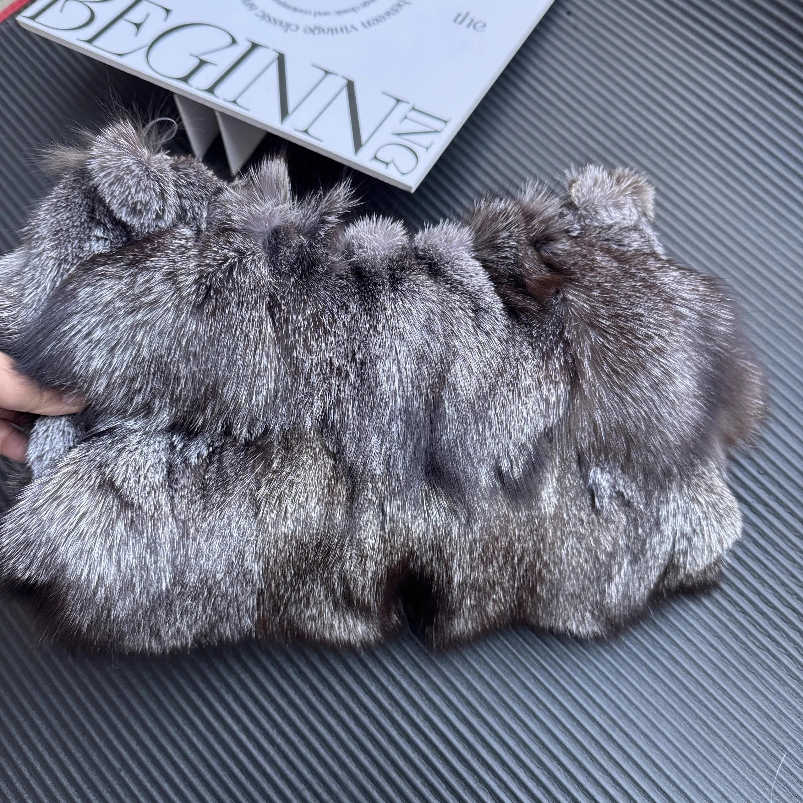 Sac à Main d’Hiver en Fausse Fourrure – Élégance & Douceur | Sac Bandoulière Femme Chic et Tendance