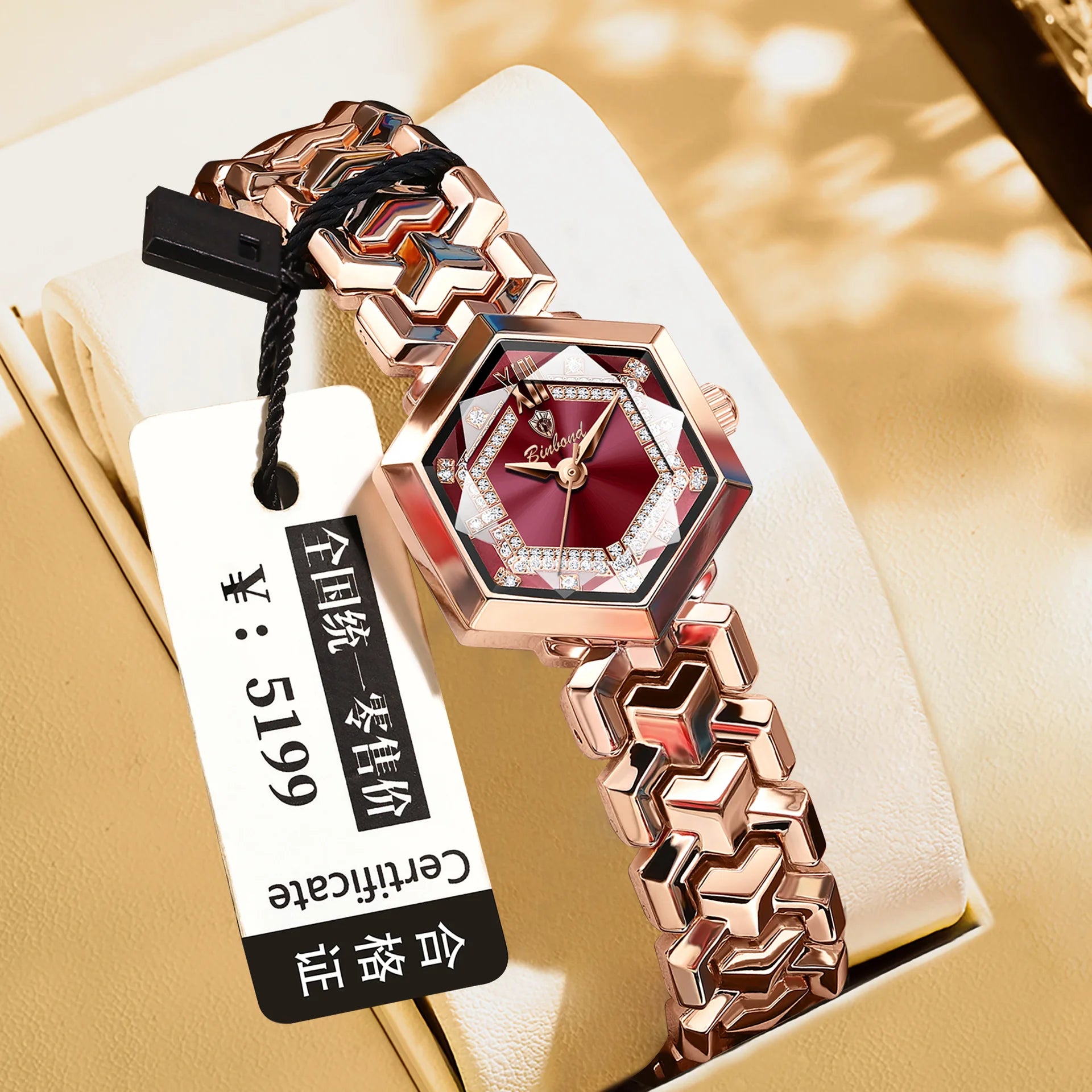 Montre Femme UTHAI CQ0435 – Design Hexagonal Élégant, Verre Stéréoscopique, Étanche & Luxueuse