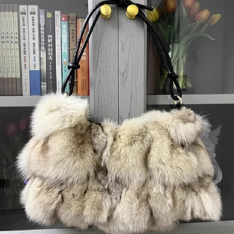 Sac à Main d’Hiver en Fausse Fourrure – Élégance & Douceur | Sac Bandoulière Femme Chic et Tendance