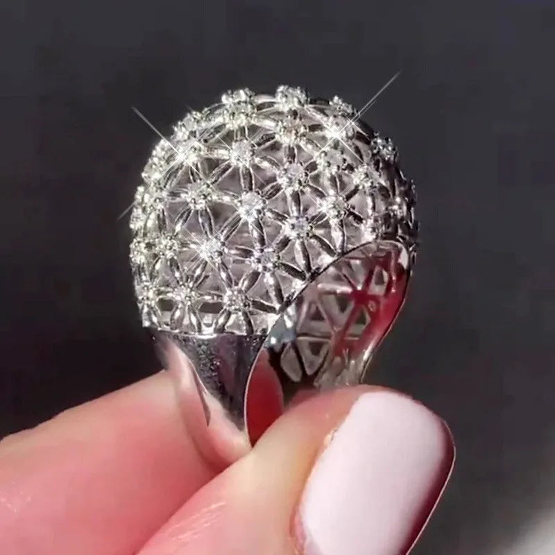 Bague de Fête en Argent 925 avec Zircons Étincelants – Design Luxueux et Raffiné | Bijou Élégant pour Femme