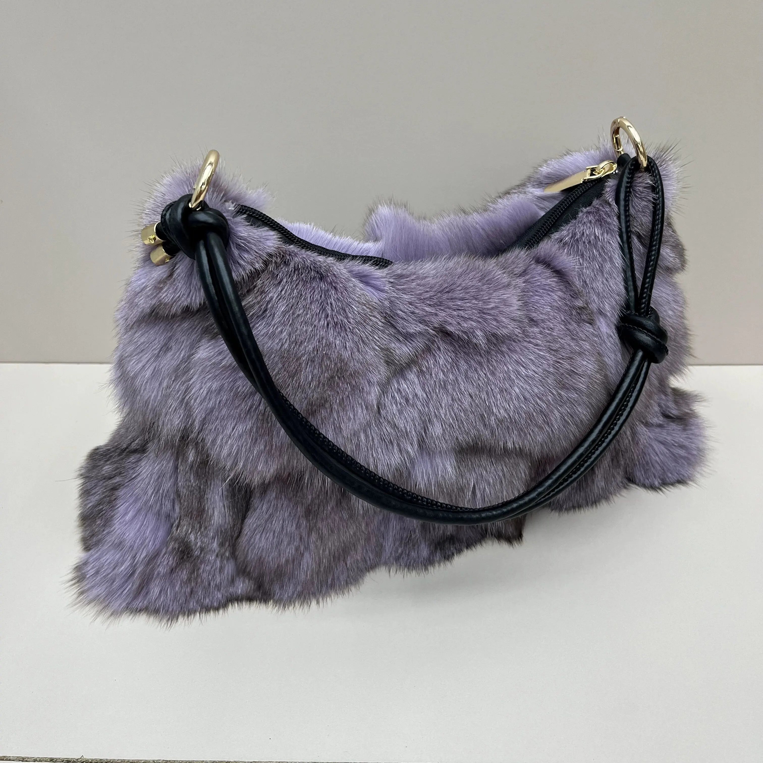 Sac à Main d’Hiver en Fausse Fourrure – Élégance & Douceur | Sac Bandoulière Femme Chic et Tendance