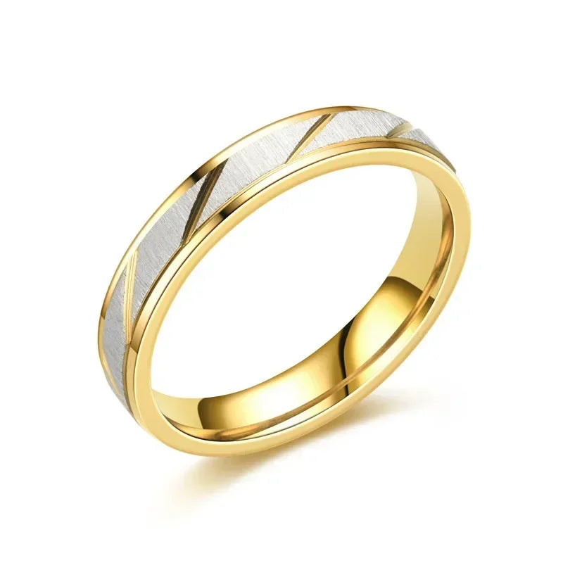 Bague Ondes d’Or – Acier Inoxydable Élégant, Alliance ou Bijou Mixte
