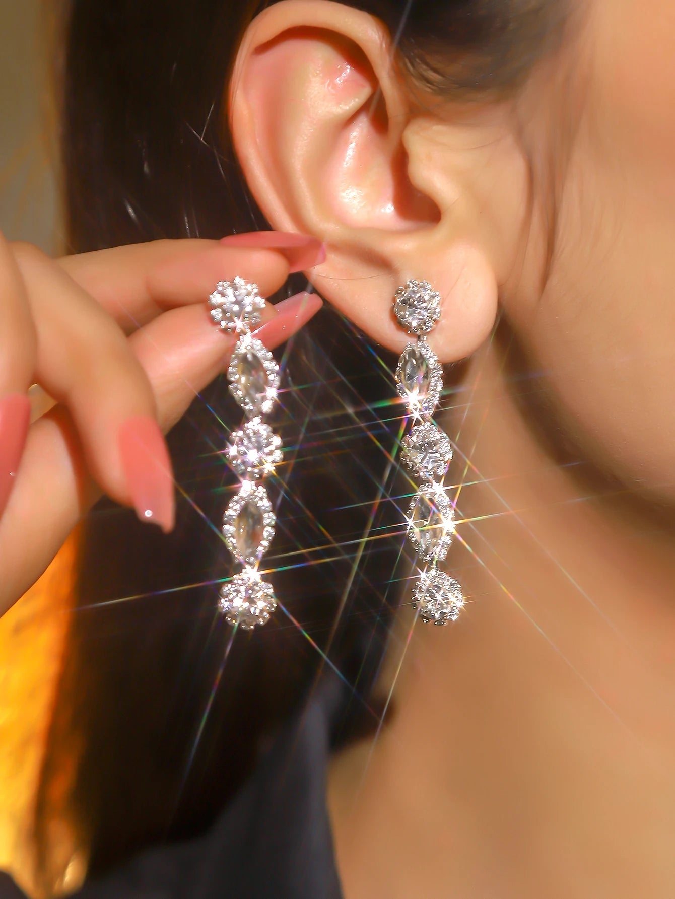 Boucles d’Oreilles Cristal Élégantes – Longues & Scintillantes | Spécial Soirée, Mariage & Événements – Le Monde de Cindy