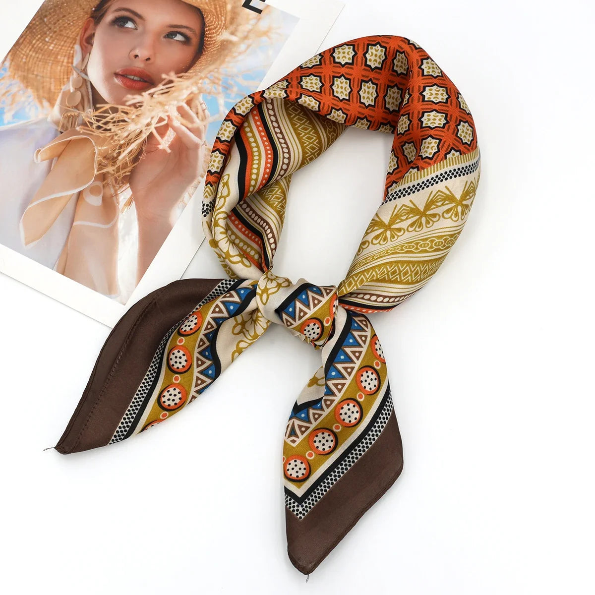 Foulard Carré Satiné Femme – Imprimé Élégant Style Soie | Accessoire Chic pour Cheveux, Cou ou Sac à Main