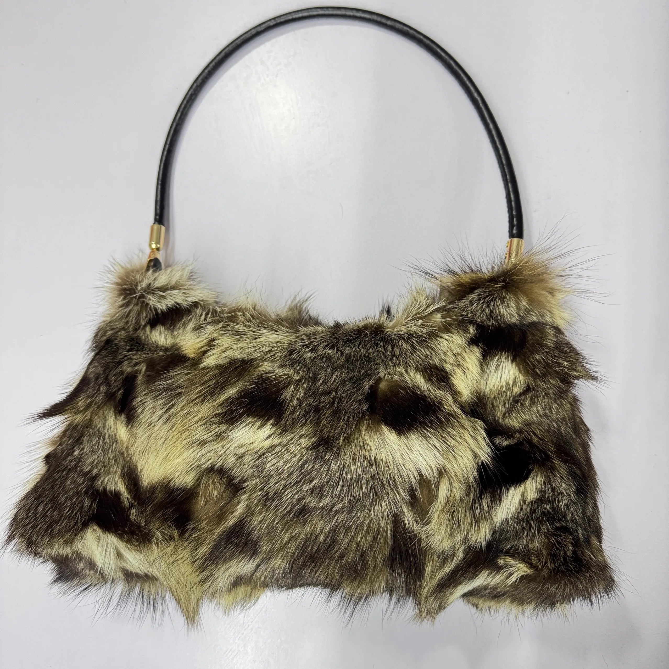 Sac à Main d’Hiver en Fausse Fourrure – Élégance & Douceur | Sac Bandoulière Femme Chic et Tendance