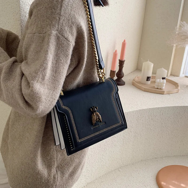 Sac à Main Femme Élégant Style Rétro – Design Abeille Dorée & Cuir de Qualité | Sac Bandoulière Chic et Tendance