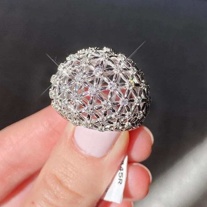 Bague de Fête en Argent 925 avec Zircons Étincelants – Design Luxueux et Raffiné | Bijou Élégant pour Femme