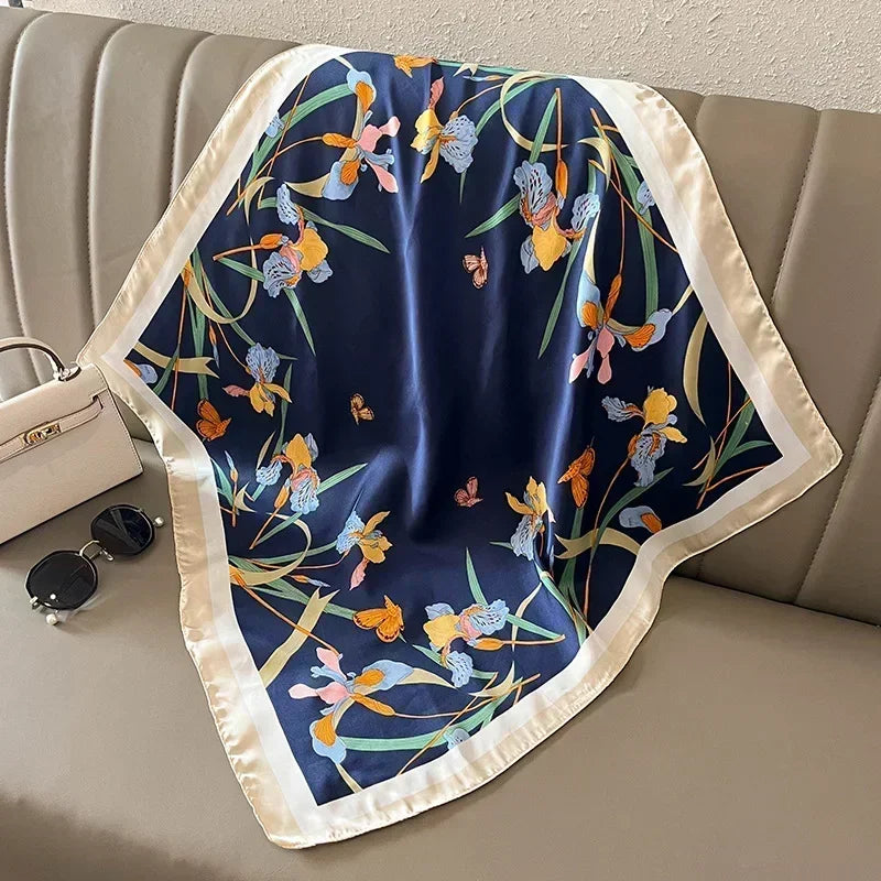 Foulard Carré Satiné Femme – Imprimé Élégant Style Soie | Accessoire Chic pour Cheveux, Cou ou Sac à Main