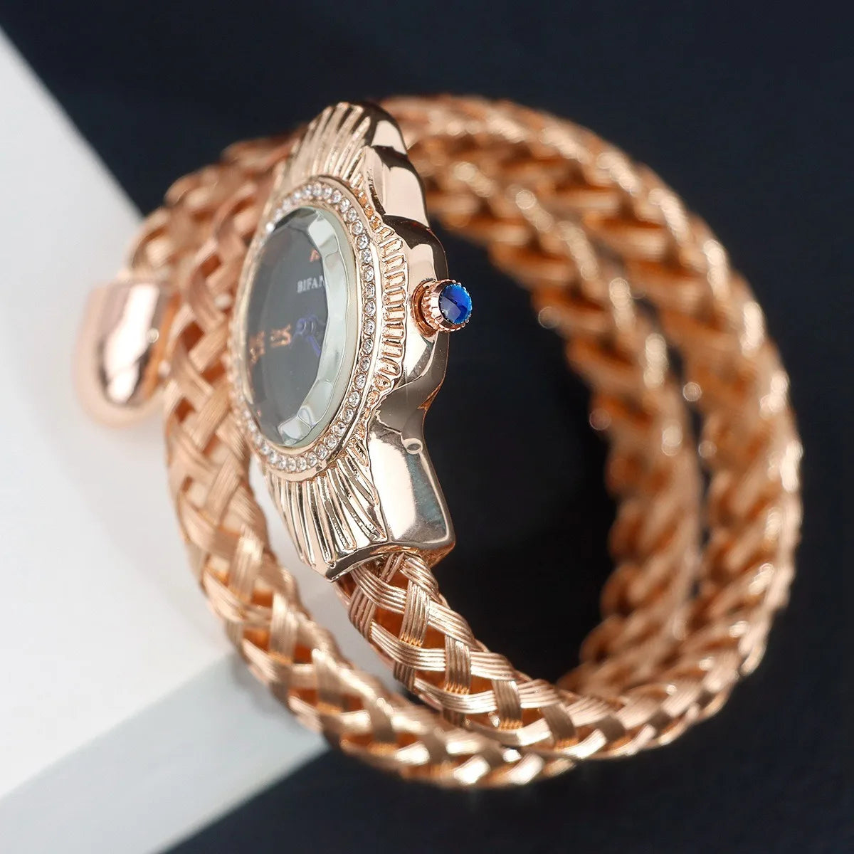 Montre Femme Serpent Élégante – Design Unique avec Pierre Bleue | Style Rétro & Luxe Intemporel