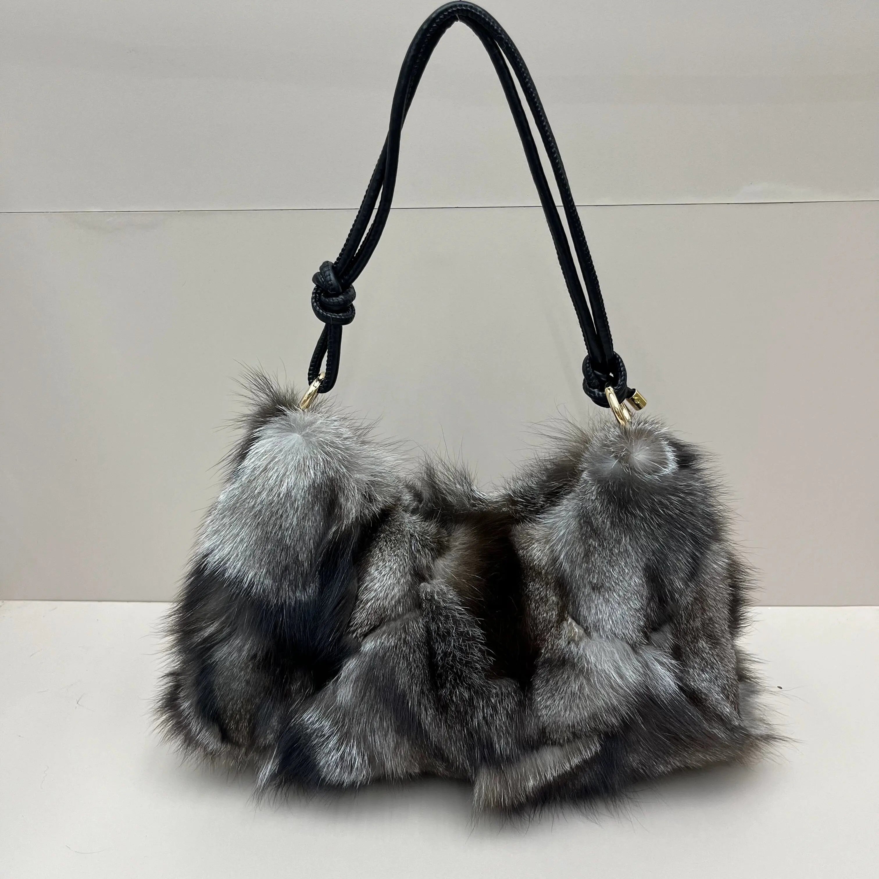 Sac à Main d’Hiver en Fausse Fourrure – Élégance & Douceur | Sac Bandoulière Femme Chic et Tendance