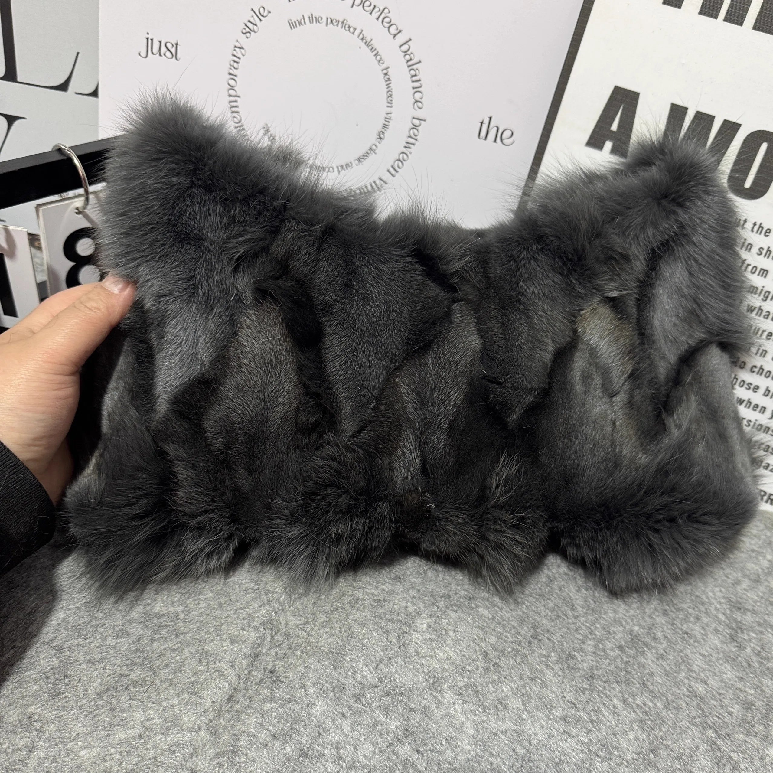 Sac à Main d’Hiver en Fausse Fourrure – Élégance & Douceur | Sac Bandoulière Femme Chic et Tendance