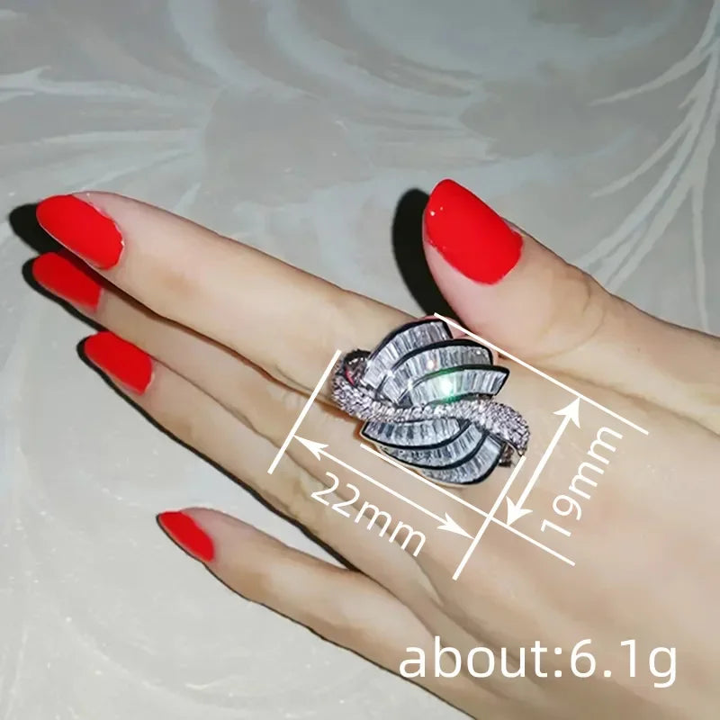 Bague Élégance Cristal – Design Géométrique Luxueux & Brillance Intemporelle