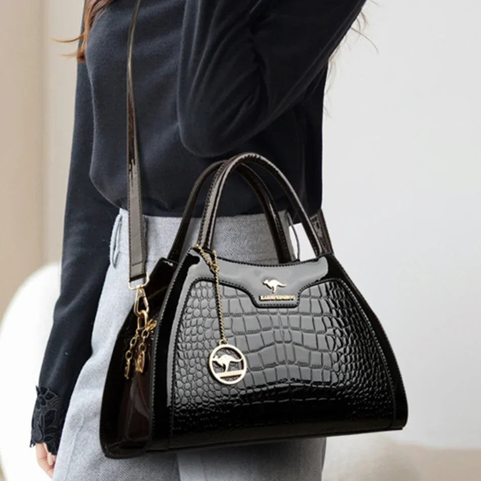 Sac à Main Femme Élégance Croco – Cuir Verni Luxe & Design Sophistiqué