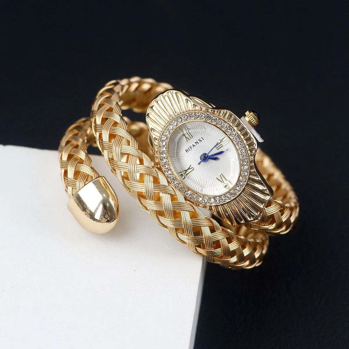 Montre Femme Serpent Élégante – Design Unique avec Pierre Bleue | Style Rétro & Luxe Intemporel