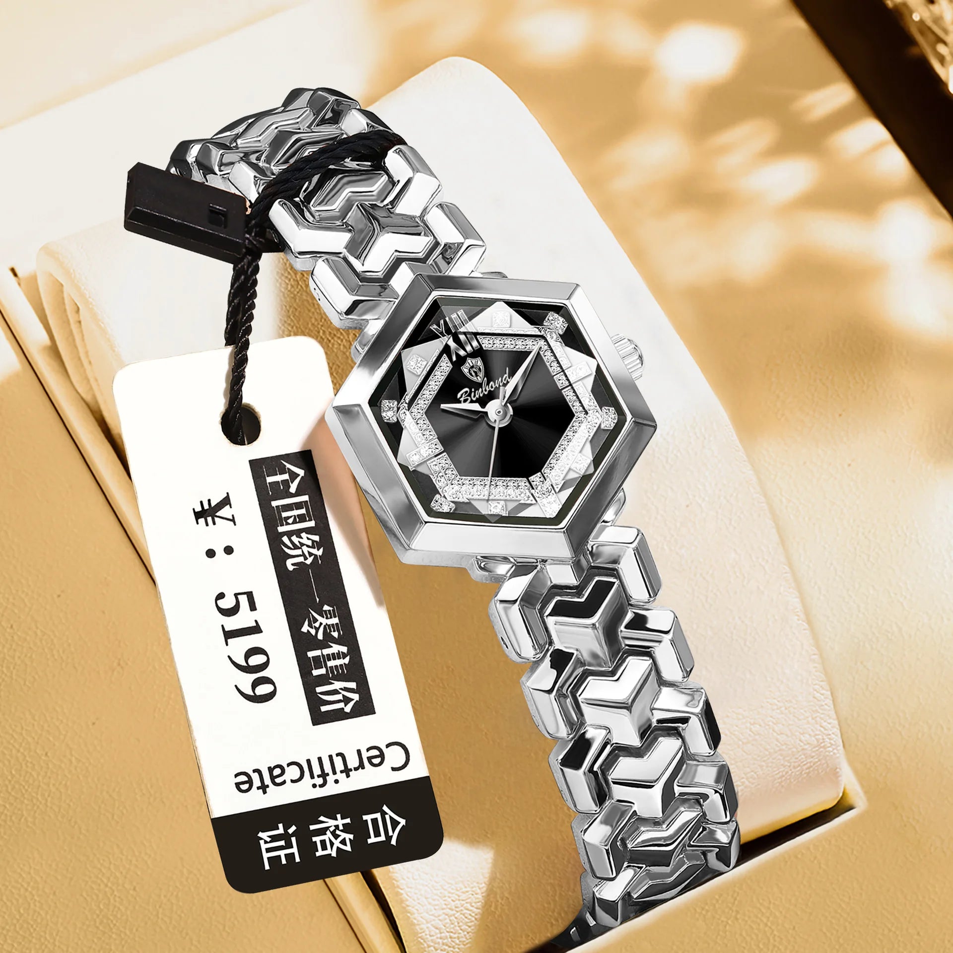 Montre Femme UTHAI CQ0435 – Design Hexagonal Élégant, Verre Stéréoscopique, Étanche & Luxueuse