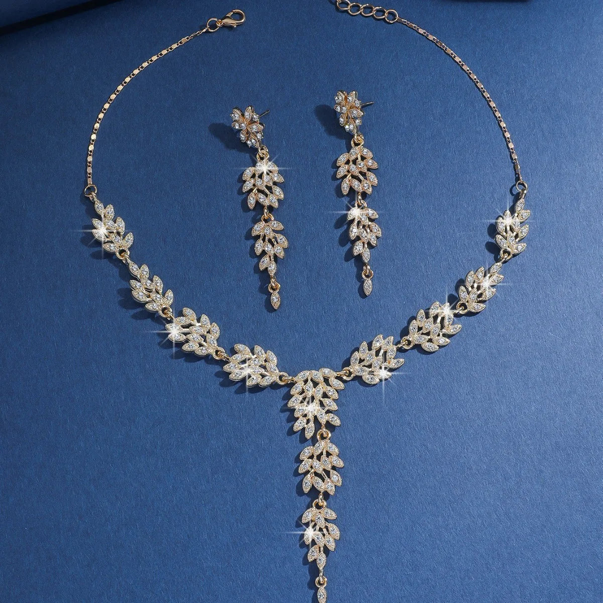 Ensemble de Bijoux 3 Pièces pour Femme – Collier et Boucles d’Oreilles Ajustables, Élégance Quotidienne & Soirée