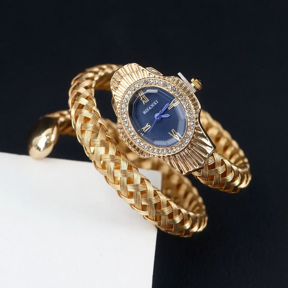 Montre Femme Serpent Élégante – Design Unique avec Pierre Bleue | Style Rétro & Luxe Intemporel