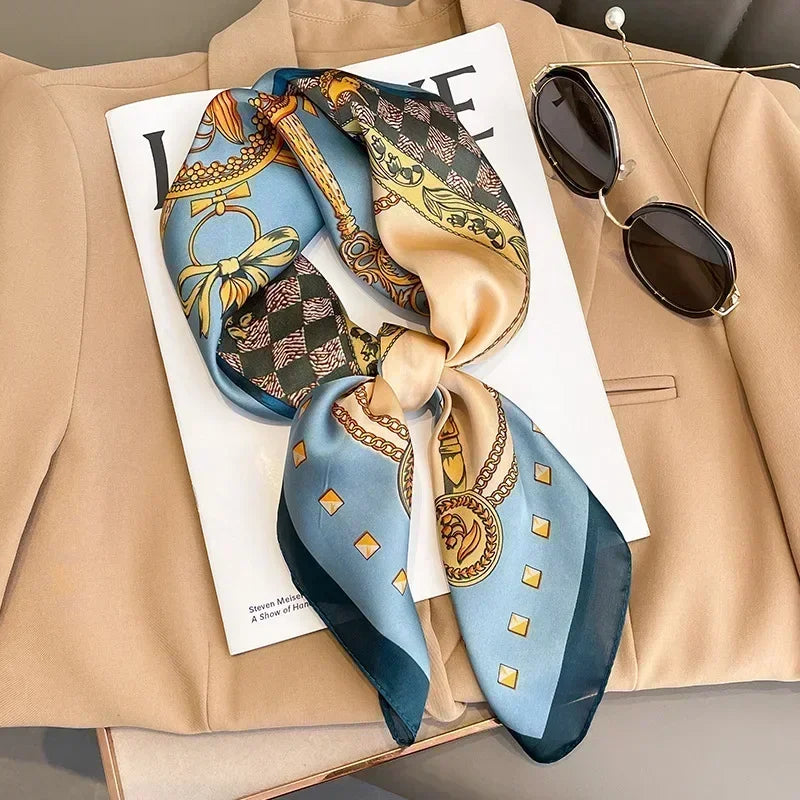 Foulard Carré Satiné Femme – Imprimé Élégant Style Soie | Accessoire Chic pour Cheveux, Cou ou Sac à Main