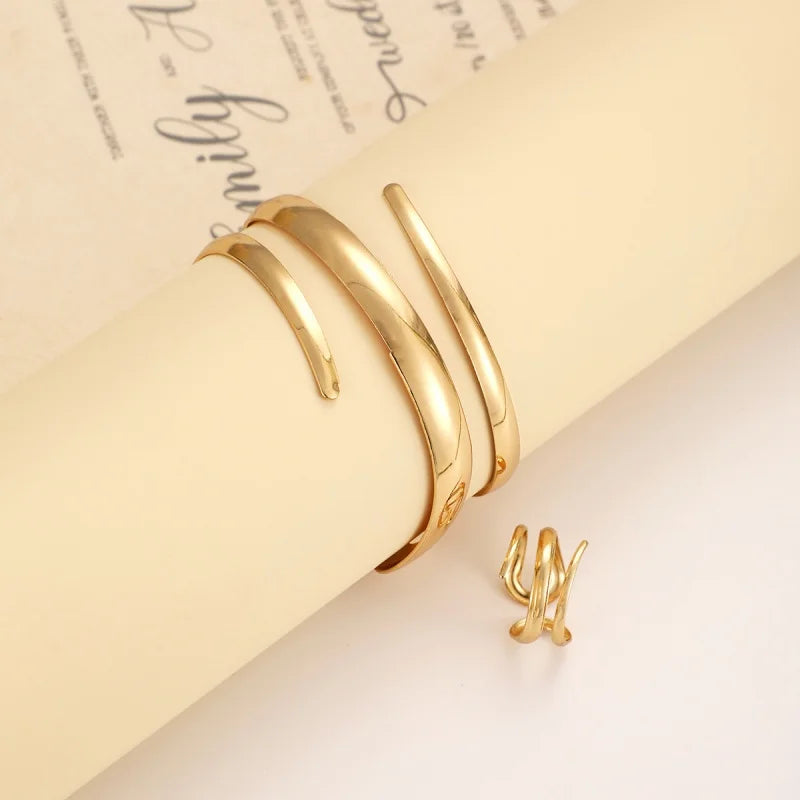💎 Titre :

Bracelet ouvert doré géométrique – bijou chic et minimaliste pour femme