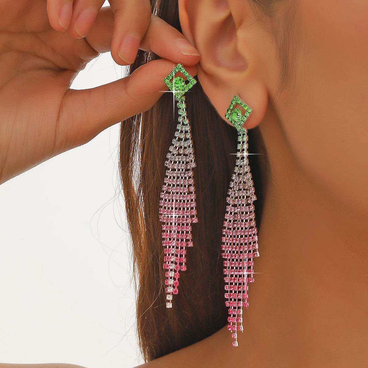 Boucles d’Oreilles Cristal Élégantes – Longues & Scintillantes | Spécial Soirée, Mariage & Événements – Le Monde de Cindy