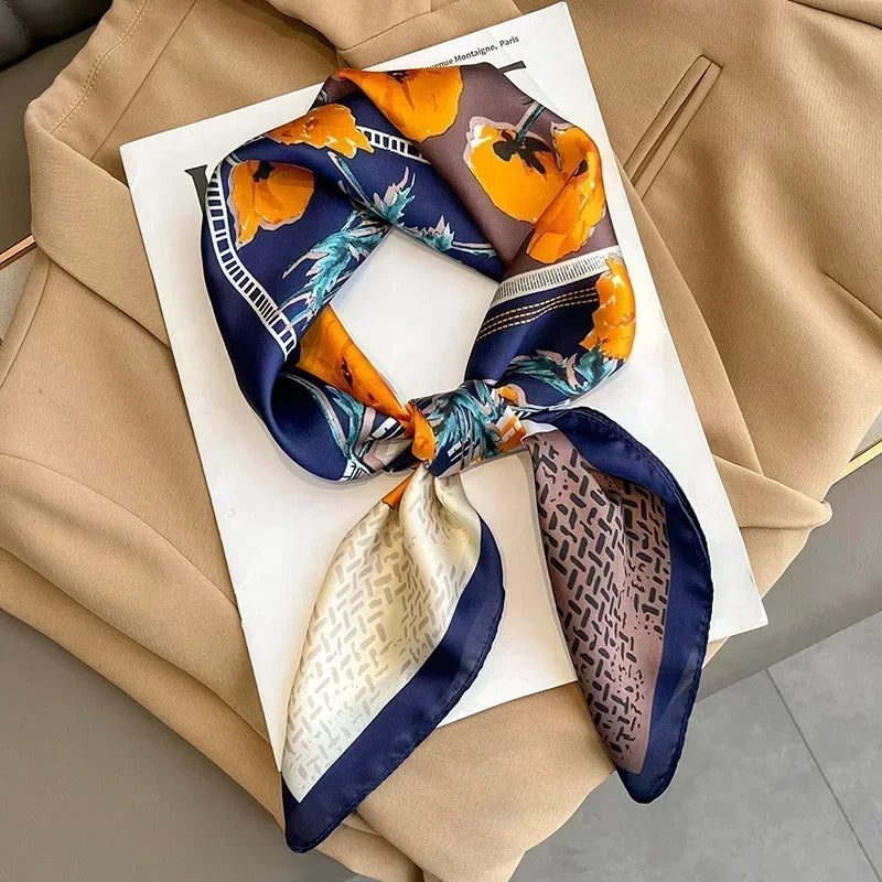 Foulard Carré Satiné Femme – Imprimé Élégant Style Soie | Accessoire Chic pour Cheveux, Cou ou Sac à Main
