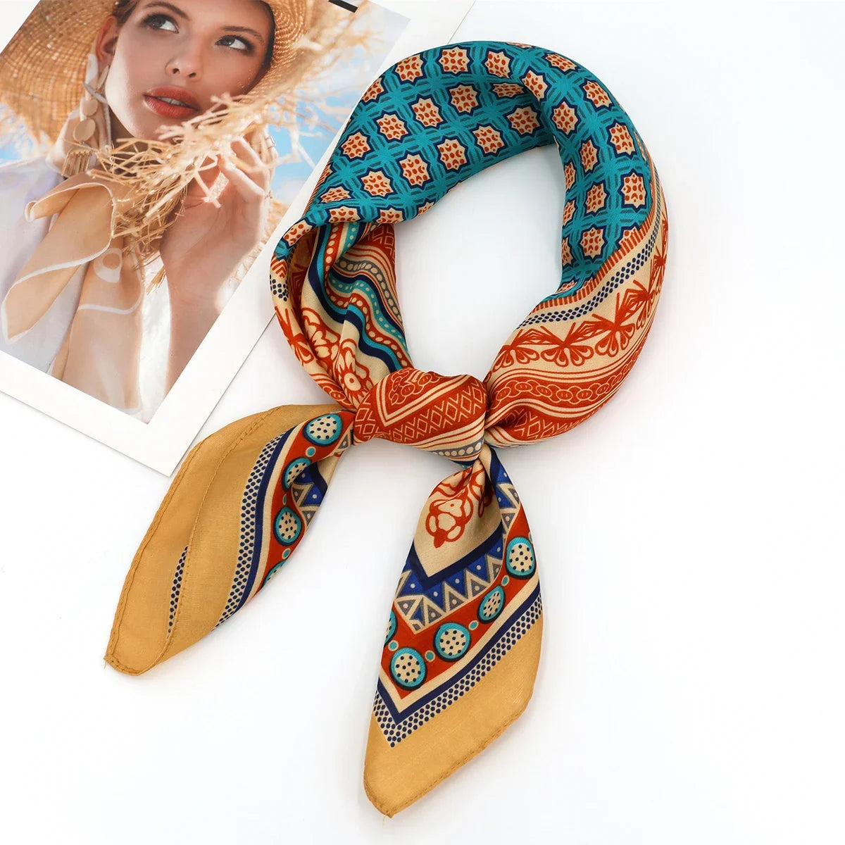 Foulard Carré Satiné Femme – Imprimé Élégant Style Soie | Accessoire Chic pour Cheveux, Cou ou Sac à Main